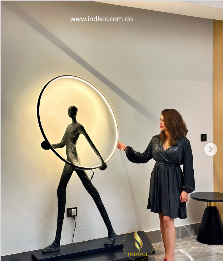 Escultura con Iluminacion LED (Auron), Elegancia y Ahorro Energético  (Indisol)