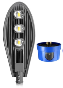 [IND-PR-00028] Lámpara Street Light LED Tipo COB con Fotocelda, 150W, CW 6000K, 100-277Vac, Type I Short, 90x145 Grados
